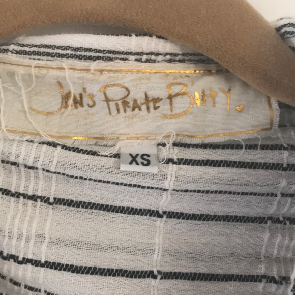 Jen’s Pirate Booty Gaya Blouse - Picture 5 of 7